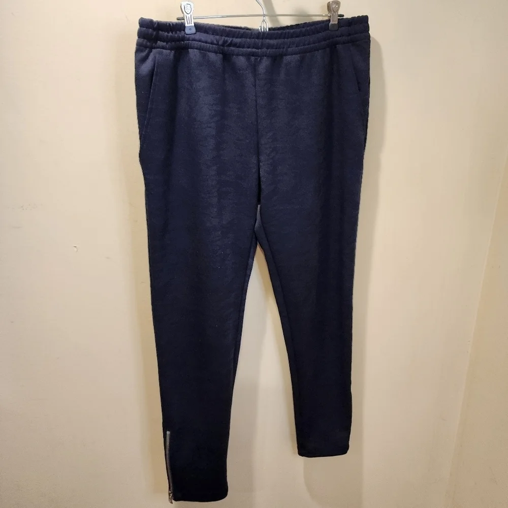 Banana Republic Men's navy Casual Drawnstring Pull on Ankle zip pants size M